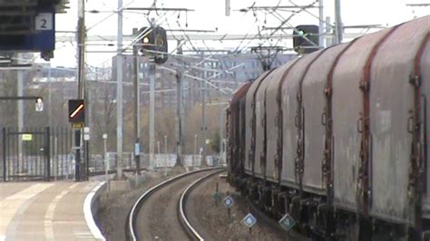 DB Schenker 1604 Dordrecht Met Staaltrein Passeert Station Leiden De