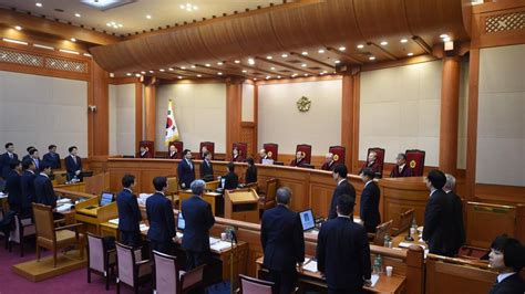 South Korean Court Formally Starts Presidents Impeachment Trial World News Hindustan Times