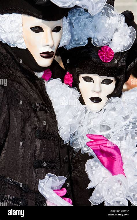 Venice Carnival costumes Stock Photo - Alamy