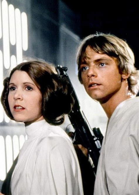 Luke Skywalker Và Leia Họ Là Anh Em Ruột Nhưng Câu Chuyện Của Họ Phức Tạp đến Mức Bạn Không