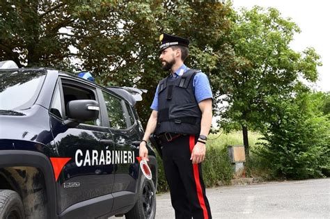 Droga 23enne di Sansepolcro arrestato dai carabinieri di Città di Castello