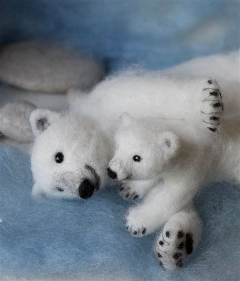 Needle Felted Polar Bear Mom And Cub Poseable Soft Wool Etsy