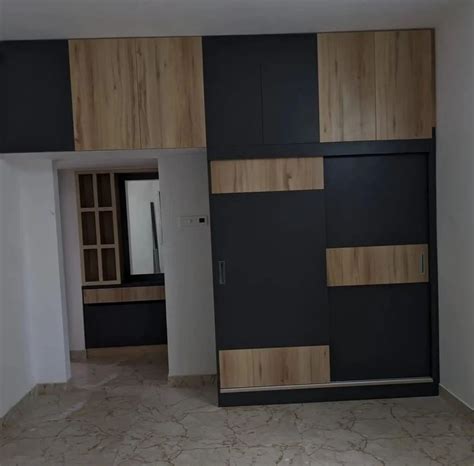 Plywood Brown Laminated Wooden Wardrobe For Home At Rs Sq Ft In