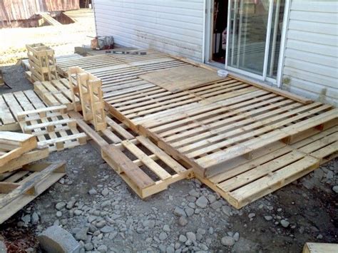 Making A Deck Out Of Wood Palettes Small Patio Design Pallet Deck