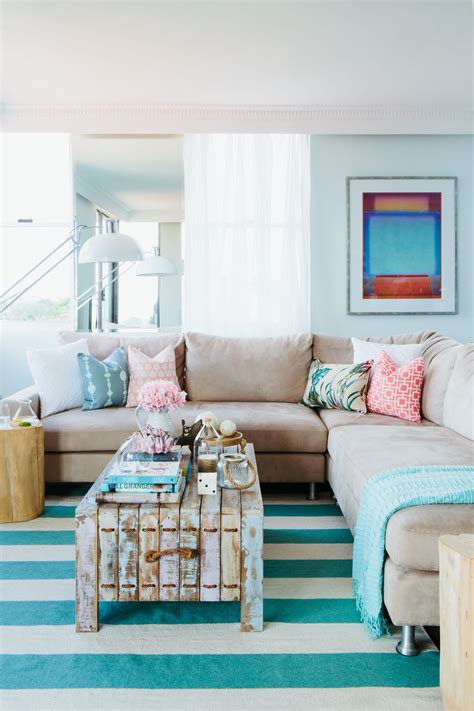 10 Ideas For How To Decorate Your Living Room With Turquoise Accents