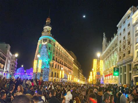 19 Festive Ways To Say Happy New Year” In Spanish