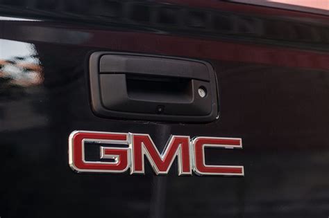 Should You Buy A 2018 Gmc Sierra 1500 Denali Motor Illustrated