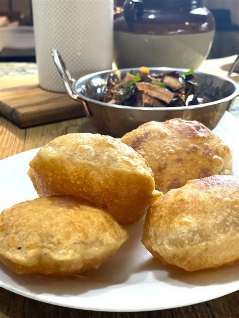 Puffed Up Poori Popular Indian Fried Bread Made With Unleavened