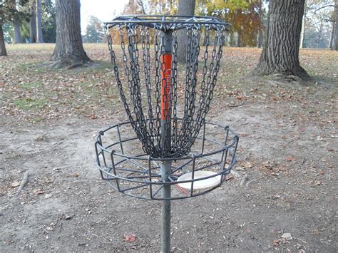 How To Play Disc Golf 28 Steps Instructables