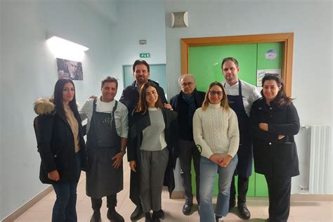 In cucina per la solidarietà una bella iniziativa a Trani