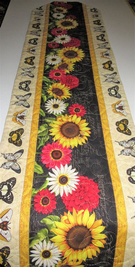 Sunflower Table Runner Quilted Table Runner Daisies Etsy Sunflower Table Runner Table