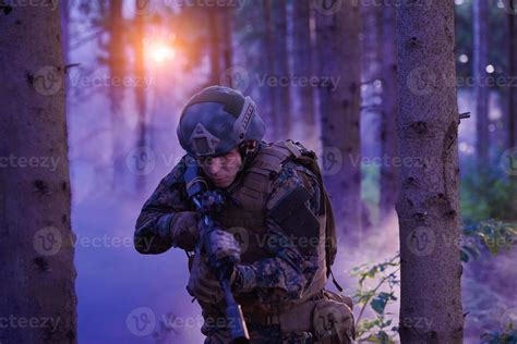 Military soldiers in field 11588982 Stock Photo at Vecteezy