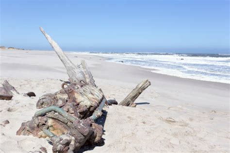 210+ Namibia Skeleton Coast Shipwreck In The Desert Stock Photos ...