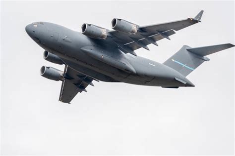 320+ C 17 Globemaster Photos, taleaux et images libre de droits - iStock