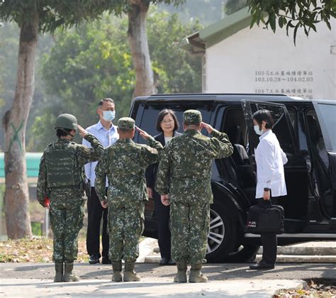 總統赴嘉義陸軍十軍團勗勉52工兵群（2） 圖