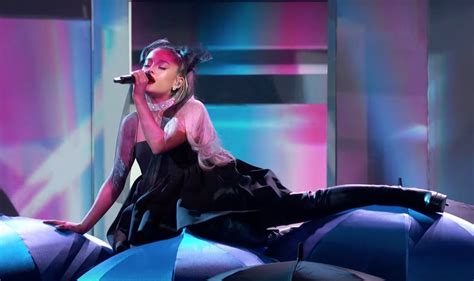 VIDEO Watch Ariana Grande Perform NO TEARS LEFT TO CRY At The 2018