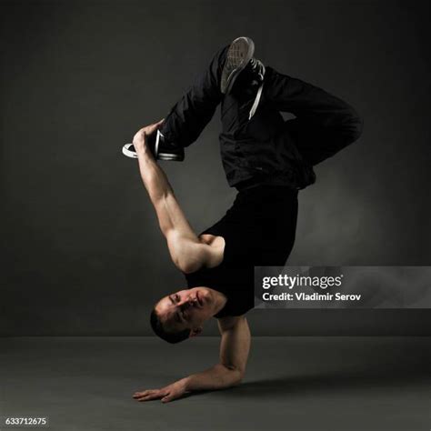 3,235 Hip Hop Dance Poses Stock Photos, High-Res Pictures, and Images ...