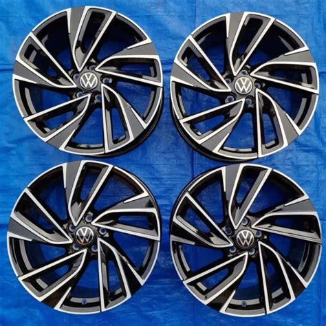 19 Zoll Original Vw Golf 8 Viii 5h Gti And R Adelaide Alufelgen 5h0601025r Eur 1 789 95 Picclick De