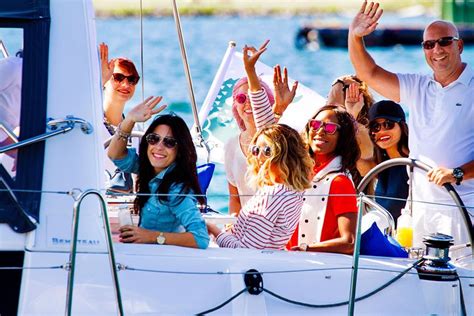 Sail The Toronto Islands And Lake Ontario