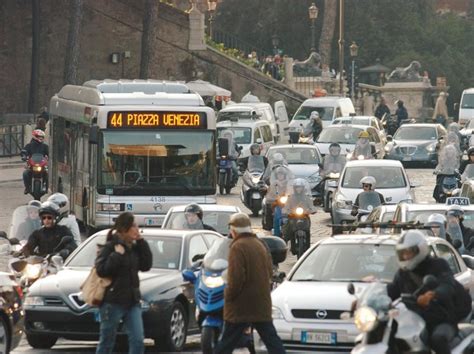 Roma Capitale Blocco Del Traffico Domeniche Ecologiche Il Dicembre