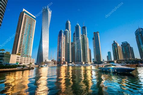 Дубайская гавань . стоковое фото ©masterlu 41380895