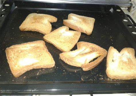 Oven Toasted Bread Recipe By Valarie Muthoni Cookpad