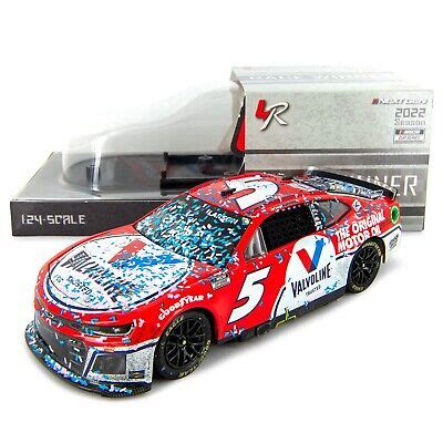 FREE CASE Kyle Larson 2022 Homestead Miami Raced Version Win 1 24