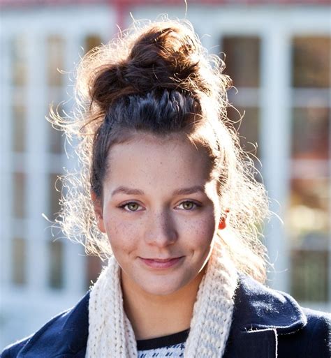 Hollyoaks Nadine Mulkerrin To Play Newcomer Cleo Mcqueen Hollyoaks