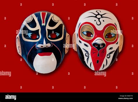 Chinese Opera Mask Hi Res Stock Photography And Images Alamy