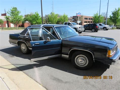 Ford Ltd Crown Victoria Lx Sedan Door L Classic Ford Crown