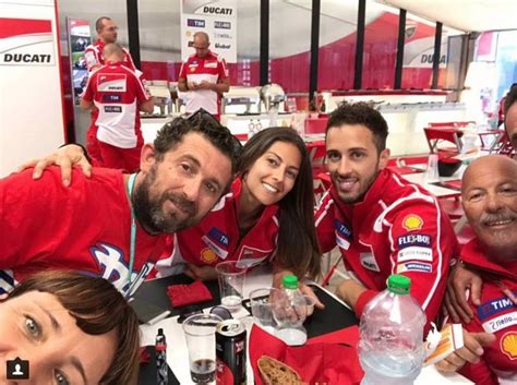 Foto Alessandra Rossi La Fidanzata Di Dovizioso In Foto Il Giornale