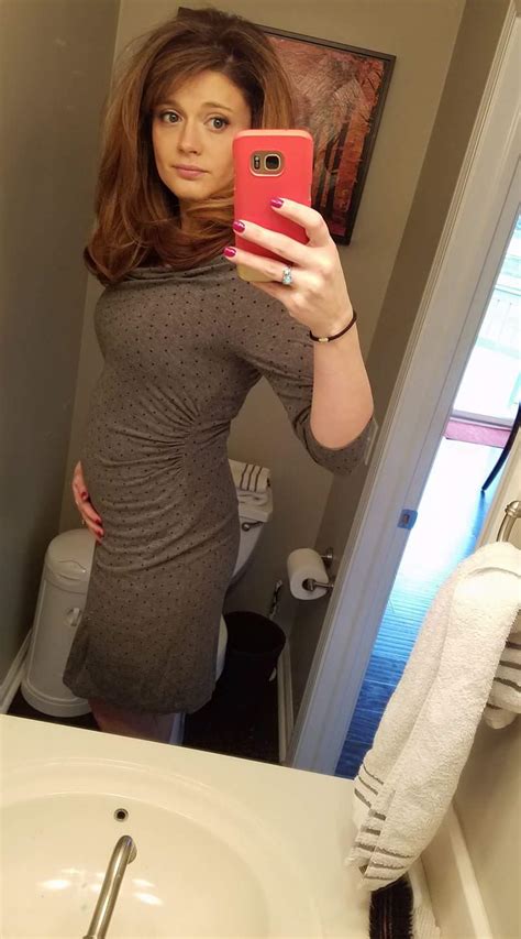 Pregnant MILF Shows Off Growing Bump Scrolller