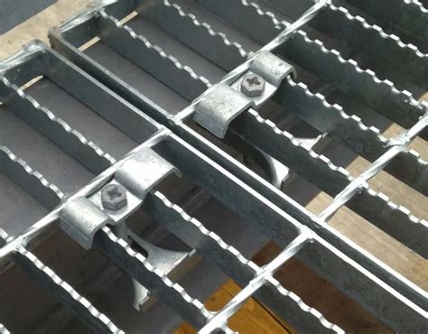 Steel Material Galvanized Steel Grating Clips Galvanized Fixing Frp