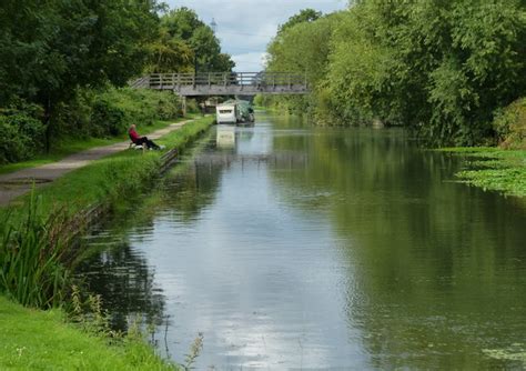 The Slough Arm Of The Grand Union Canal Mat Fascione Cc By Sa