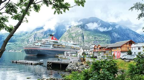 How to Plan the Ultimate Norwegian Fjords Cruise - Life in Norway