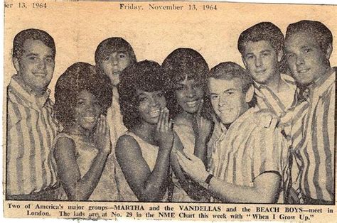 Martha Reeves And The Vandellas L R Rosalind Ashford Betty Kelly And