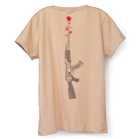 Camiseta Feminina Baby Look Kalash Rose Nude Camurça Steve Charlie