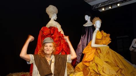 Galerie Zem Ela Vivienne Westwood Ikona Kter Zpopularizovala Punk