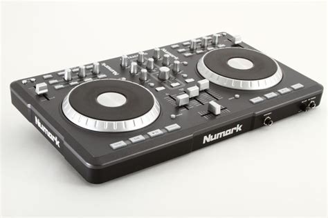 Numark Mixtrack Pro White