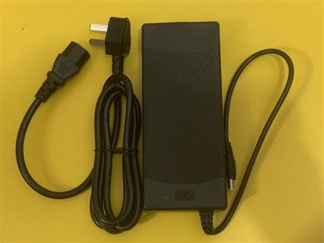 Genuine GVE Power Supply GM120 2400500 F AC DC Adapter 24V 5 0A With