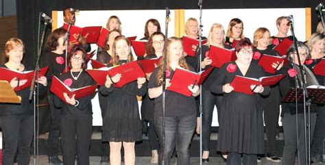 Arnstorfer Chor Oschiroh Weckt Vorfreude Auf Das Fest