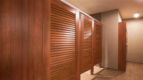 Ironwood Manufacturing Compact Laminate Phenolic Toilet Partitions