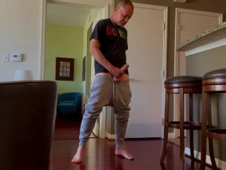 感觉活泼戏弄和展示我的顽皮部分 Pornhub Gay
