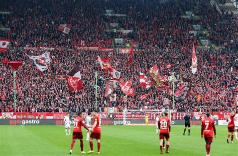 Fotos Galerie Heimfans Fc Kaiserslautern Fortuna D Sseldorf