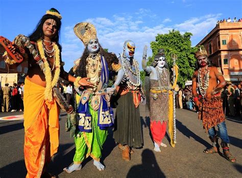 Teej Mahotsav Famous In Jaipur Teej Sawari Used To Come Out Of The City Palace In A Majestic