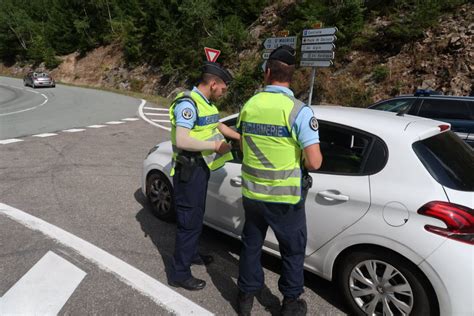 Lepuix Les Gendarmes Font Des Contr Les Pr Ventifs Au Ballon Dalsace