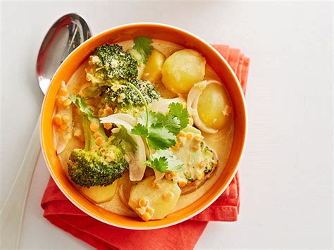 Kartoffel Brokkoli Curry Mit Kokosmilch Von Alexandradugas Chefkoch