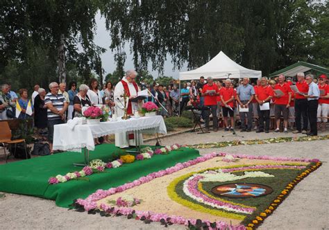 Munchhausen Fête paroissiale Les sobriquets des villages embarquent