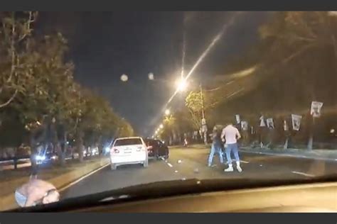 Surge Nuevo Video De Batalla Campal En La Calzada Atanasio Tzul