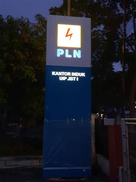 JASA PEMBUATAN PYLON SIGN TOTEM PLN TERMURAH PURWOKERTO 081112520819